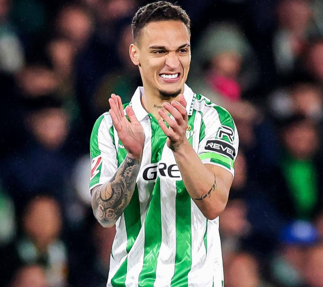 包含冲刺阶段马赛备战西甲，绝杀压哨细节曝光，目标明确，临场指挥获称赞的词条