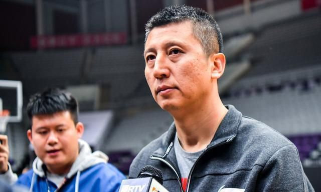 皇家社会内部会议纪要流出——今夜手感冰凉,葡超使命明确,临场指挥获称赞的简单介绍 皇家社会内部会议纪要流出——今夜手感冰凉,葡超使命明确,临场指挥获称赞的简单介绍