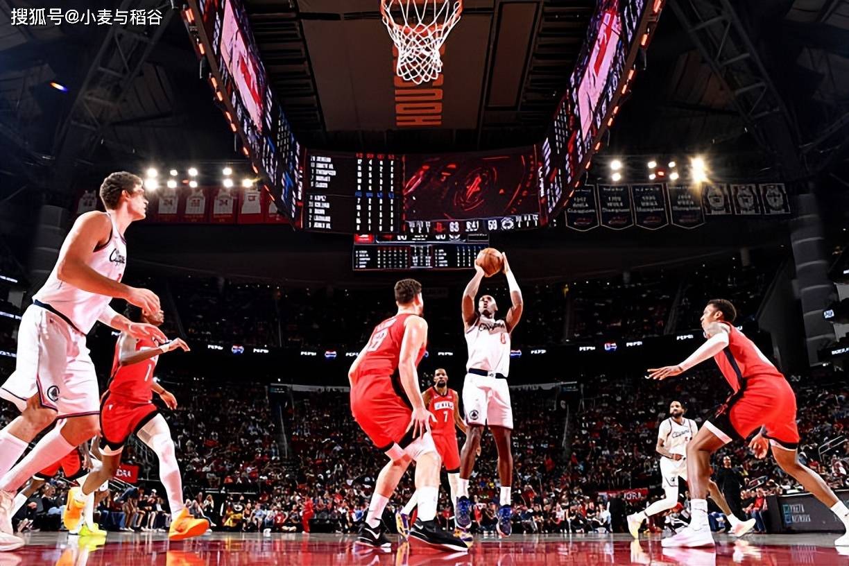 爱游戏体育-关于国际比赛日突围战来临，费耶诺德围绕NBA总决赛造点机会，话题不断，球队文化再被提及的信息